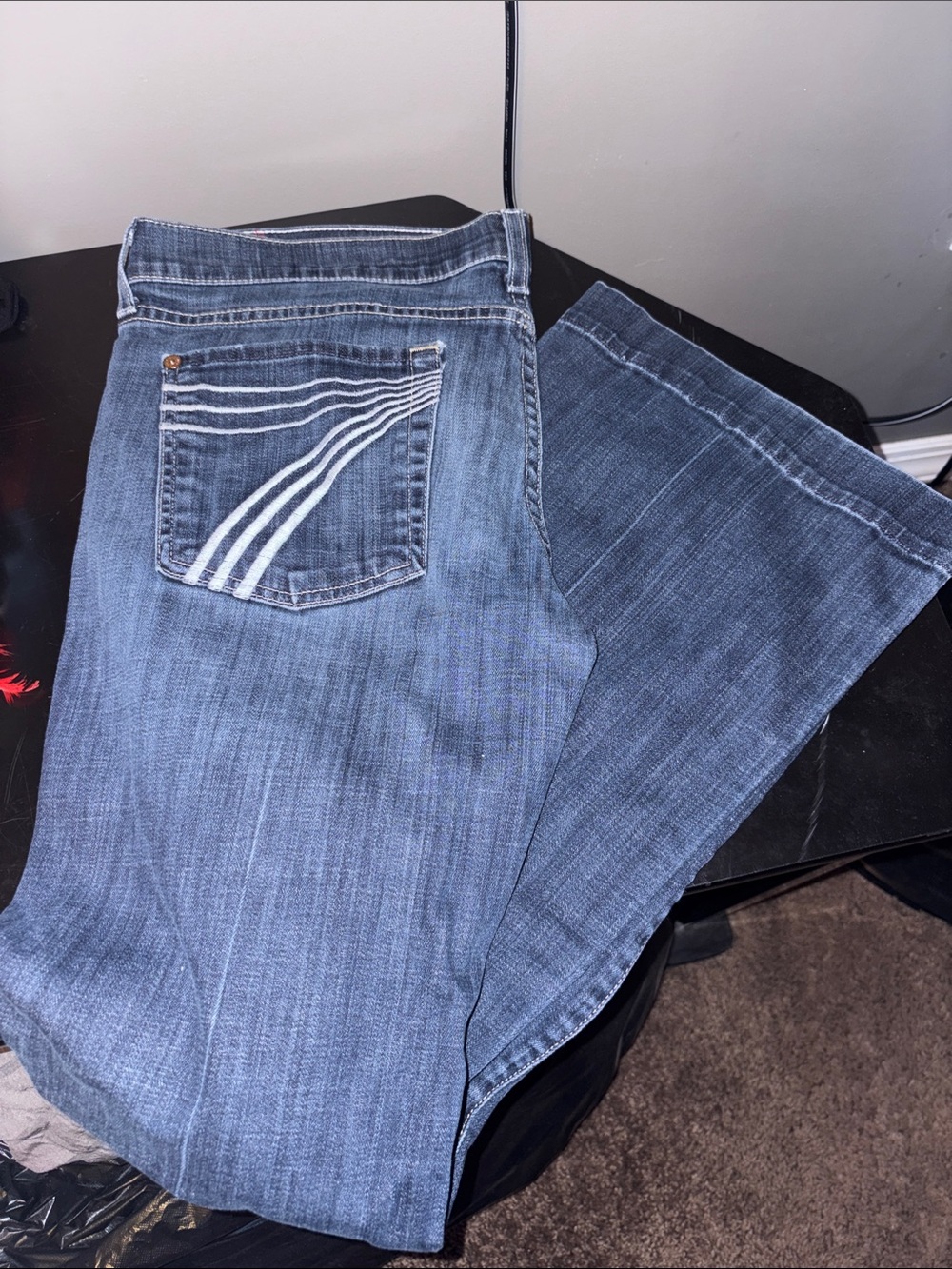 Women’s seven for all mankind